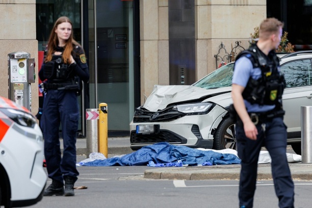 Bild vergr&ouml;&szlig;ern: Verdächtiger Autofahrer von Leipzig ist 33-jähriger Deutscher