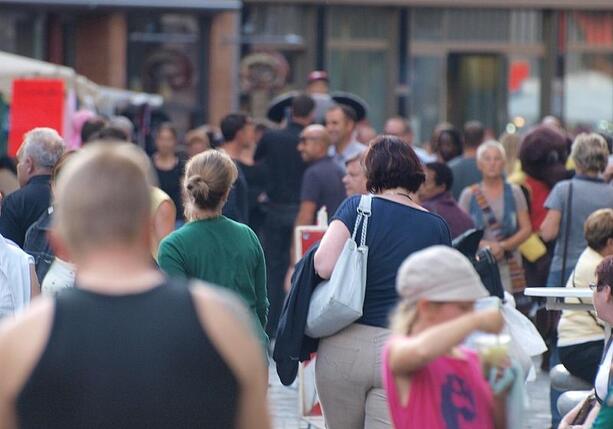 Bild vergr&ouml;&szlig;ern: Umfrage: 76 Prozent für stärkere Besteuerung sehr hoher Einkommen