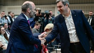 Manfred Weber fordert Führungsteam für CSU - Lob für Aigner
