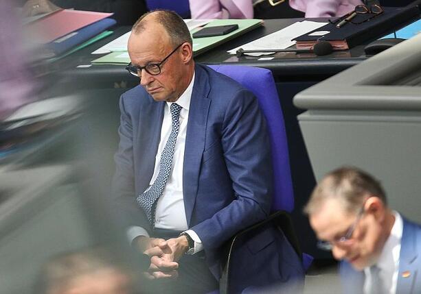 Bild vergr&ouml;&szlig;ern: Forsa: AfD weiter klar vor Union