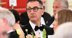Özdemir sieht Wahl zum Ministerpräsidenten als Ermutigung für Kinder von Migranten