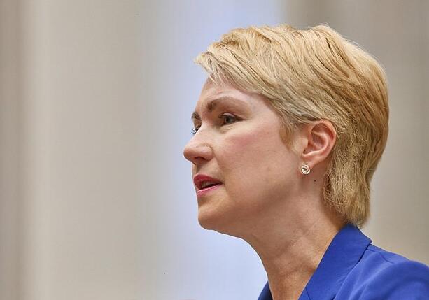 Bild vergr&ouml;&szlig;ern: Schwesig begrüßt Aus für Entlastungsprämie