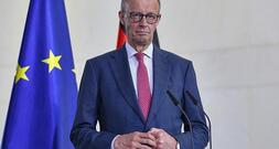 Draghi erhält Karlspreis - Merz appelliert an Europas 