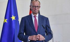 Draghi erhält Karlspreis - Merz appelliert an Europas 