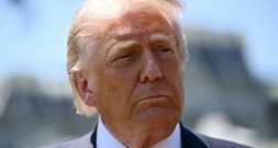 Behörde: Trump in millionenschwere Finanztransaktionen mit US-Konzernen verwickelt