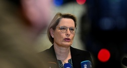 Justizministerin Hubig kündigt strengere Regeln gegen Ticket-Abzocker an