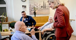 DAK: Warkens Pflegereform könnte Heimbewohner bis zu 20.000 Euro mehr kosten