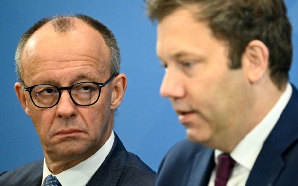 Bild vergr&ouml;&szlig;ern: Umfrage: 84 Prozent der Befragten machen sich große Sorgen um Deutschland