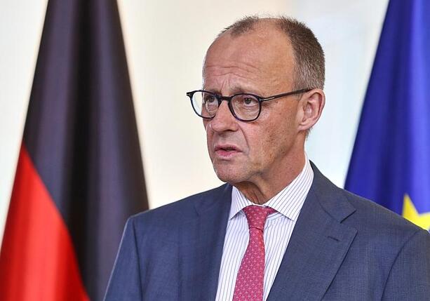 Bild vergr&ouml;&szlig;ern: Verdi-Chef Werneke droht mit Protesten gegen Merz` Reformpläne