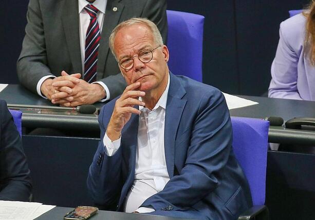 Bild vergr&ouml;&szlig;ern: SPD-Fraktionschef Miersch pocht auf Entlastung unterer Einkommen