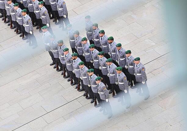 Bild vergr&ouml;&szlig;ern: Zahl der Bundeswehrsoldaten legt leicht zu