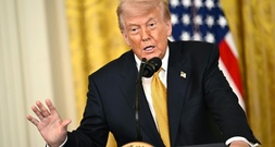Trump sagt Teilnahme an G7-Gipfel in Frankreich zu