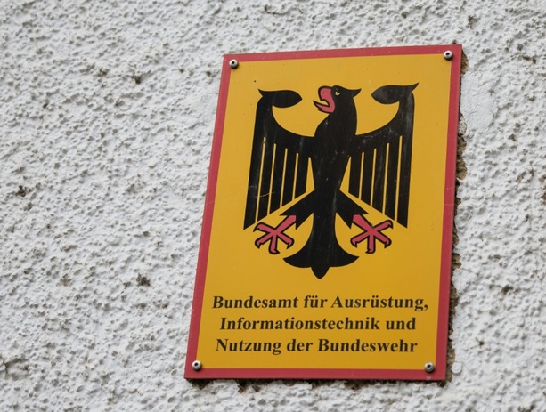 Bild vergr&ouml;&szlig;ern: Bundeswehr plant Umbau von Beschaffungsamt: Neue Strukturen und Standorte