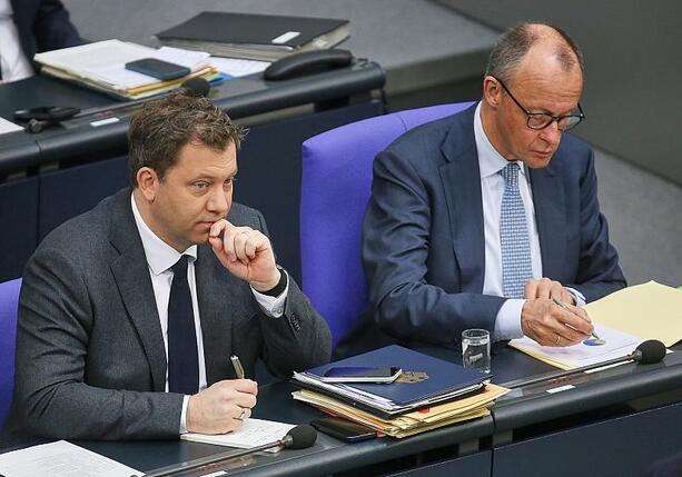 Bild vergr&ouml;&szlig;ern: Ifo-Chef Fuest sieht Bundesregierung auf Crashkurs