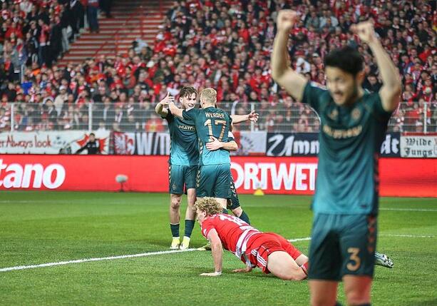 Bild vergr&ouml;&szlig;ern: Bundesligisten fordern Reform der 50+1-Regel