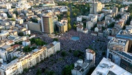 Massenprotest gegen Regierung in Serbien: Zehntausende demonstrieren in Belgrad