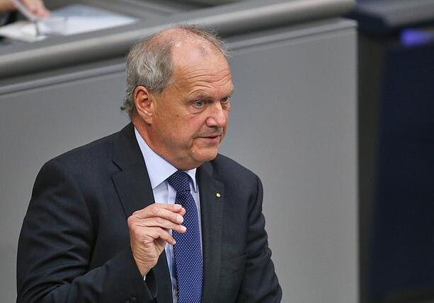 Bild vergr&ouml;&szlig;ern: CDU-Steuerexperte kündigt Gespräche mit Ländern an