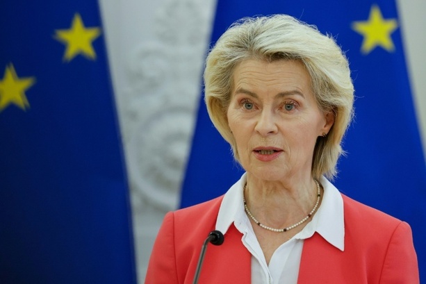 Bild vergr&ouml;&szlig;ern: Von der Leyen zu Drohnenalarmen: Russland versucht Europa zu destabilisieren