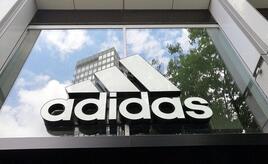 Adidas rechnet mit Absatzrekorden bei Fußball-WM