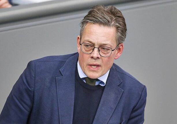 Bild vergr&ouml;&szlig;ern: Von Not kritisiert Dobrindts Cybersicherheitsentwurf