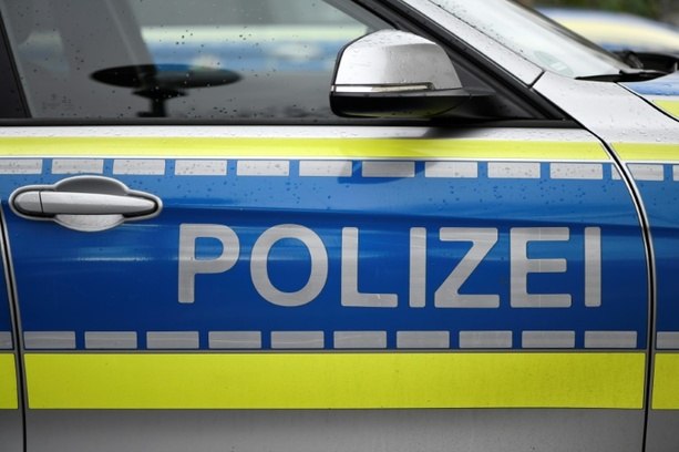 Bild vergr&ouml;&szlig;ern: Zwölfjähriger Radfahrer stirbt nach schwerem Verkehrsunfall in Nordrhein-Westfalen