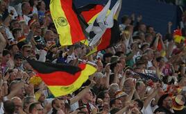 Weimer: Fußballtrikots sollten bezahlbar sein