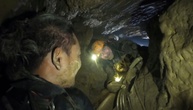 Retter: Erster von sieben in Höhle Eingeschlossenen in Laos befreit