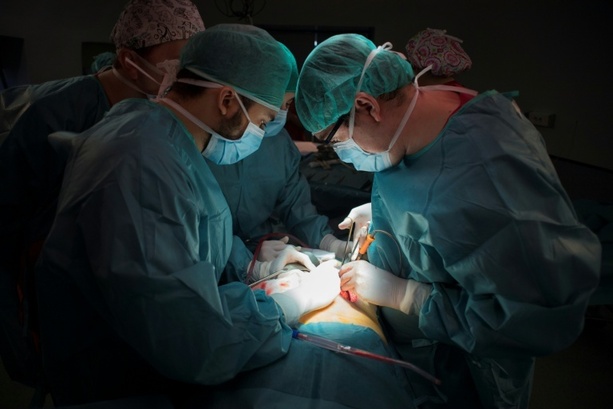 Bild vergr&ouml;&szlig;ern: Klinik-Befragung: Mehrheit erwartet weitere Verschlechterung der Wirtschaftslage