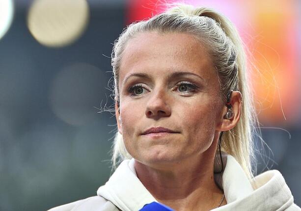 Bild vergr&ouml;&szlig;ern: Julia Simic kritisiert Riera für Unruhe bei Eintracht Frankfurt