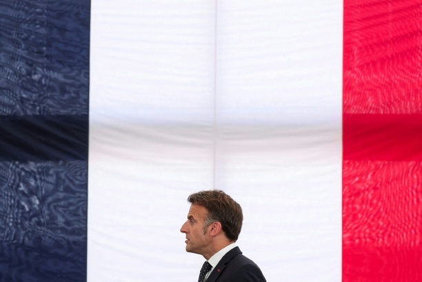 Bild vergr&ouml;&szlig;ern: Frankreichs Präsident Macron wirbt für Investitionen in KI-Rechenzentren