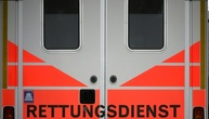 Kollision mit Auto: 15-jähriger Rollerfahrer stirbt bei Verkehrsunfall in Köln