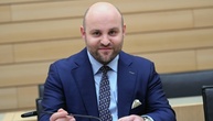 Frohnmaier rechtfertigt Reise nach Russland - Spionageverdacht zurückgewiesen