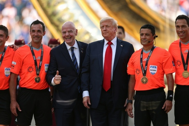 Bild vergr&ouml;&szlig;ern: Norwegen fordert Fifa-Untersuchung wegen Friedenspreis für Trump