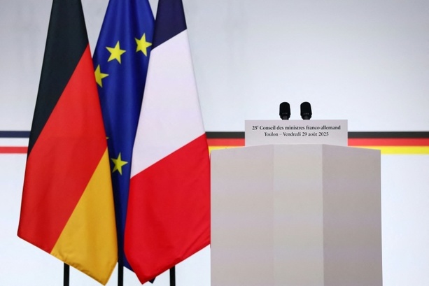 Bild vergr&ouml;&szlig;ern: Deutsch-Französische Institute in Schottland und Argentinien eröffnet