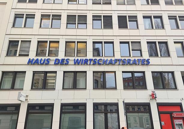Bild vergr&ouml;&szlig;ern: Wirtschaftsrat begrüßt Teile der Pflegereform