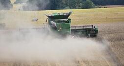 Bayer warnt vor Ernteausfällen durch Hormus-Blockade