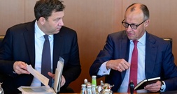 Bundesregierung weiter tief in Umfragekeller - AfD in neuem 