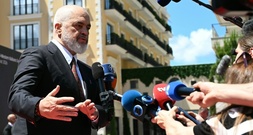 Albaniens Regierungschef: 