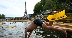 Paris öffnet drei überwachte Badestellen an der Seine im Sommer