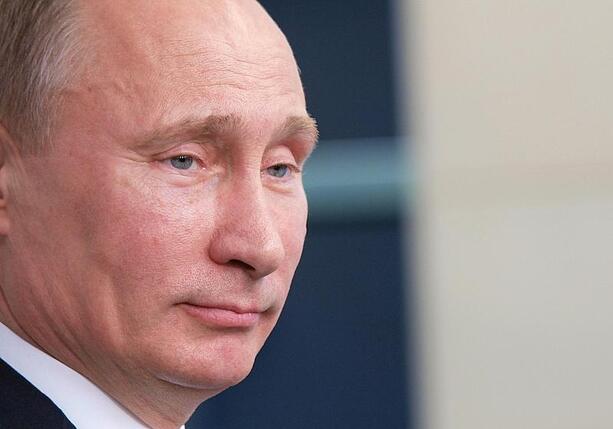 Bild vergr&ouml;&szlig;ern: Putin lehnt Treffen mit Selenskyj ab