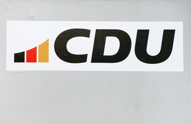 Bild vergr&ouml;&szlig;ern: CDU in Mecklenburg-Vorpommern bestätigt Landeschef Peters in Amt
