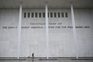 Trumps Name nach richterlicher Entscheidung von Internetseite des Kennedy Centers entfernt