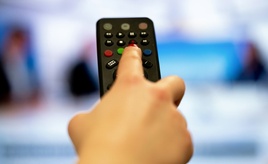 Verhandlung über Sonderkündigungsrecht für Fernsehanschlüsse in Karlsruhe begonnen