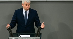Debatte um Reform des Wahlrechts - Union macht Druck auf SPD