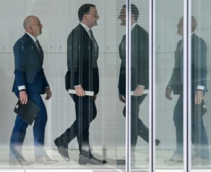 Spahn warnt vor Spitzentreffen im Kanzleramt vor roten Linien