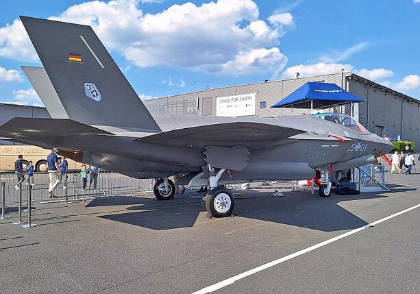 Bild vergr&ouml;&szlig;ern: Luftwaffen-Inspekteur signalisiert Bereitschaft für mehr F-35