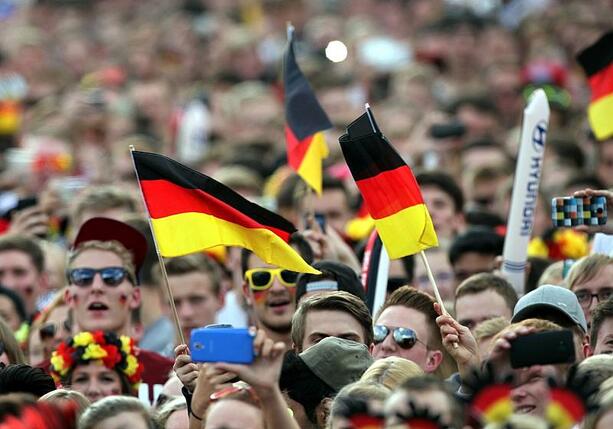 Bild vergr&ouml;&szlig;ern: Umfrage: Kaum WM-Euphorie in Deutschland