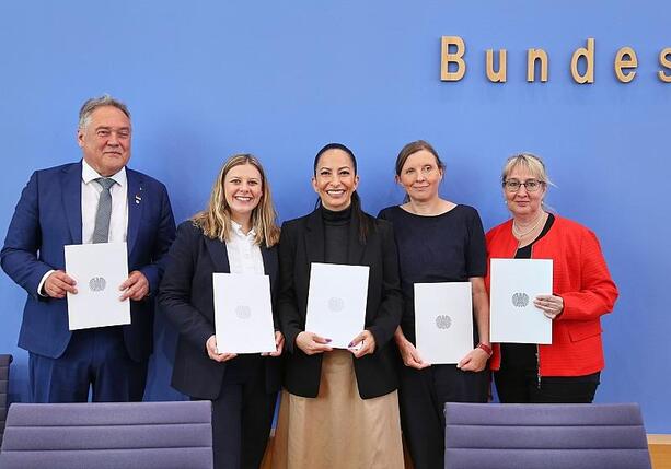 Bild vergr&ouml;&szlig;ern: Bundestag verzeichnet deutlich mehr Petitionen