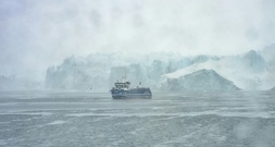 Klimawandel macht Gletscher instabil: Deutlich mehr Eisberge vor Grönland