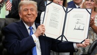 Trump gibt 70 Milliarden Dollar für Abschiebungen frei